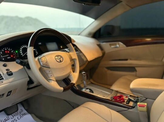 Toyota Avalon limited 2008 Gcc for sale