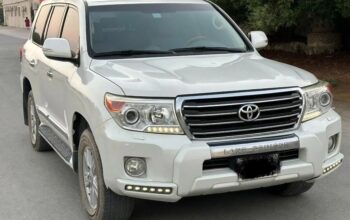 Toyota Land cruiser GXR 2015 full option Gcc