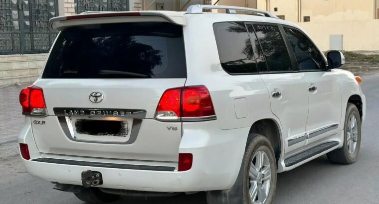 Toyota Land cruiser GXR 2015 full option Gcc