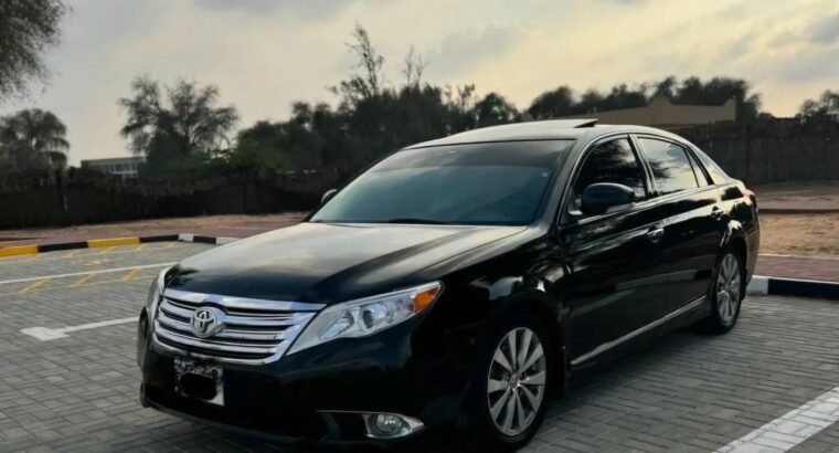Toyota Avalon 2011 limited in good condition