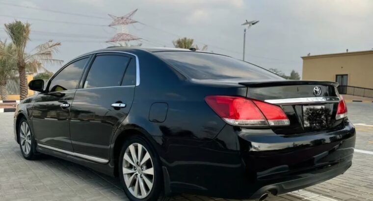 Toyota Avalon 2011 limited in good condition