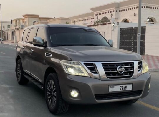 Nissan patrol SE 2016 base option for sale