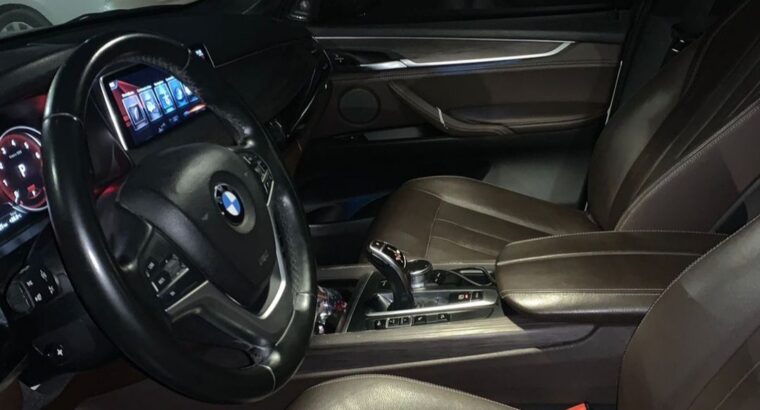 BMW X5 full option 2017 Gcc for sale
