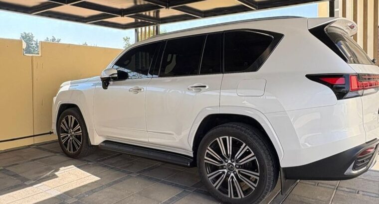 Lexus LX600 prestige 2024 Gcc full option
