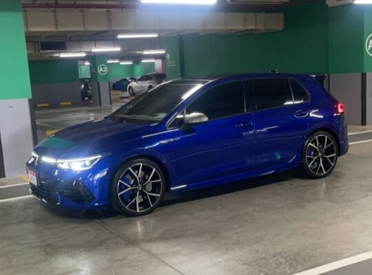 Volkswagen Golf R 2023 Gcc full option for sale