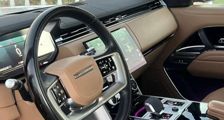 Range Rover vouge HSE P530 full option 2022 Gcc