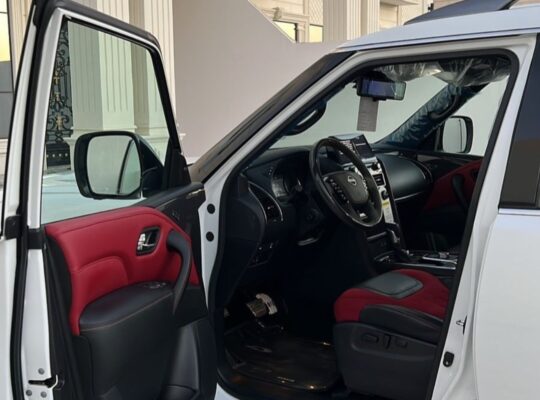 Nissan patrol nismo 2022 Gcc full option for sale