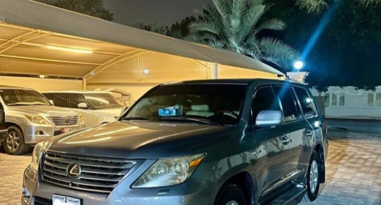 Lexus LX570 full option 2010 in good condition