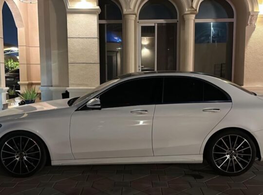 Mercedes C200 full option 2019 Gcc for sale