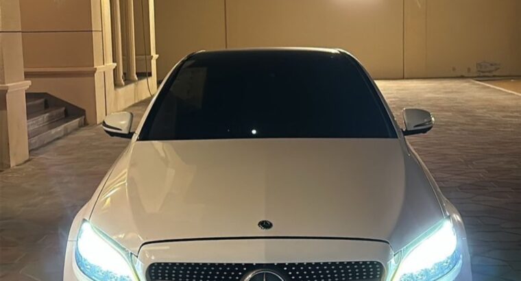 Mercedes C200 full option 2019 Gcc for sale