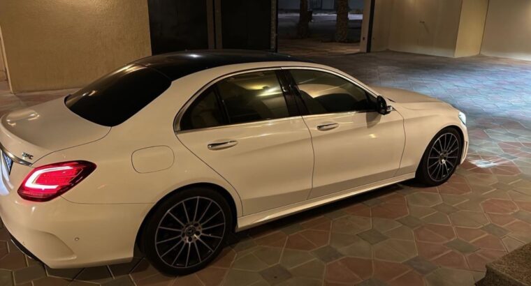 Mercedes C200 full option 2019 Gcc for sale