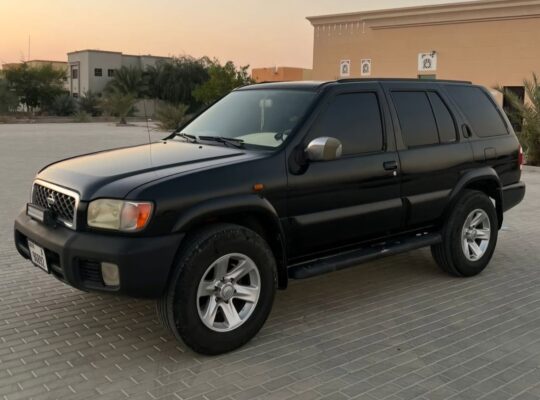 Nissan Pathfinder 2004 Gcc full option