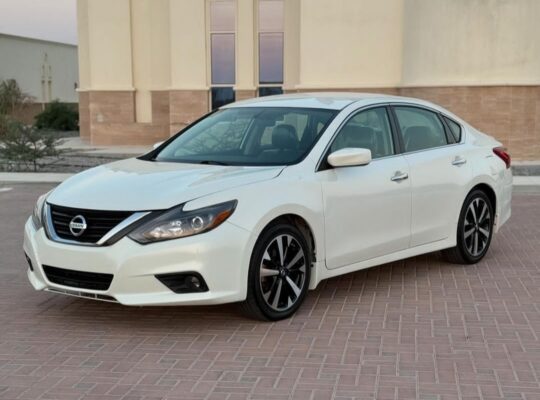 Nissan Altima SR 2018 USA imported for sale