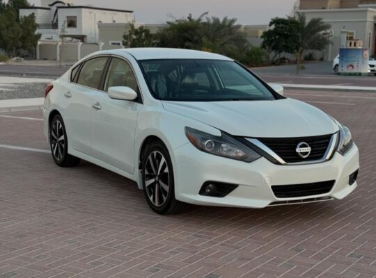 Nissan Altima SR 2018 USA imported for sale