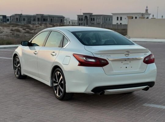 Nissan Altima SR 2018 USA imported for sale