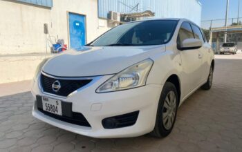 Nissan Tiida hatchback 2014 Gcc for sale