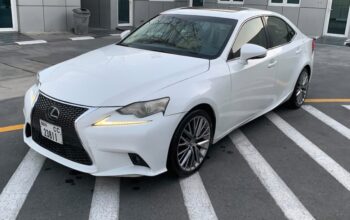 Lexus IS250 full option 2014 Gcc for sale