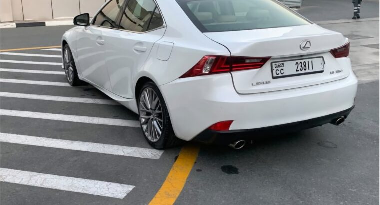 Lexus IS250 full option 2014 Gcc for sale