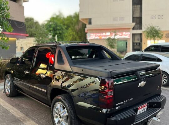 Chevrolet Avalanche LTZ 2009 Gcc for sale