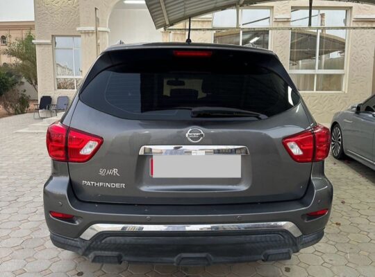 Nissan Pathfinder 2018 Gcc for sale