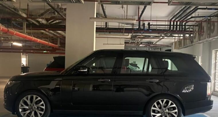 Range Rover vouge SE 2018 Gcc full option