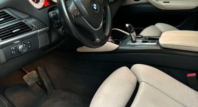 BMW X6 50i full option 2013 Gcc full option