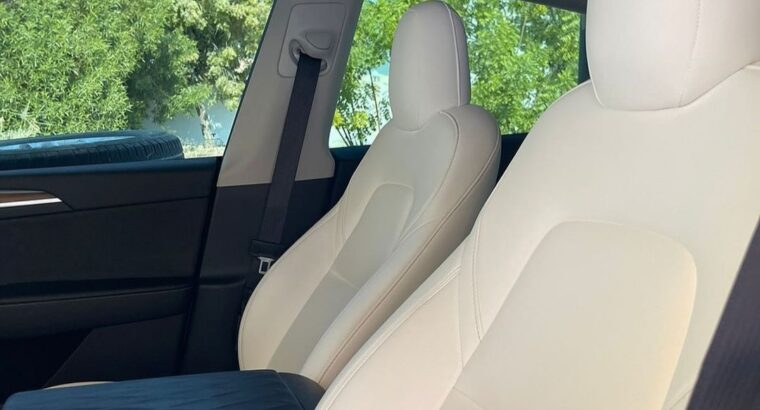 Tesla model Y Long range full option 2022