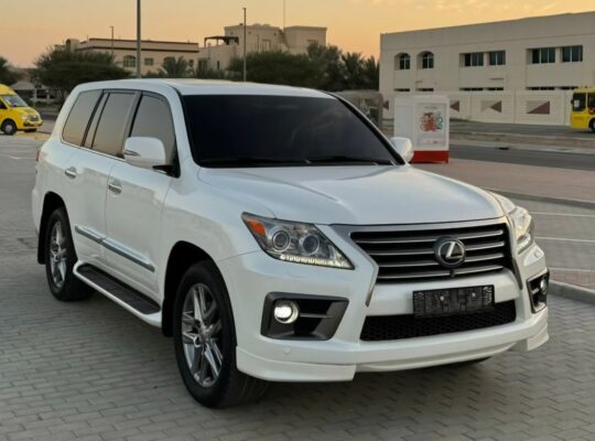 Lexus LX570 full option 2014 Gcc full option for s