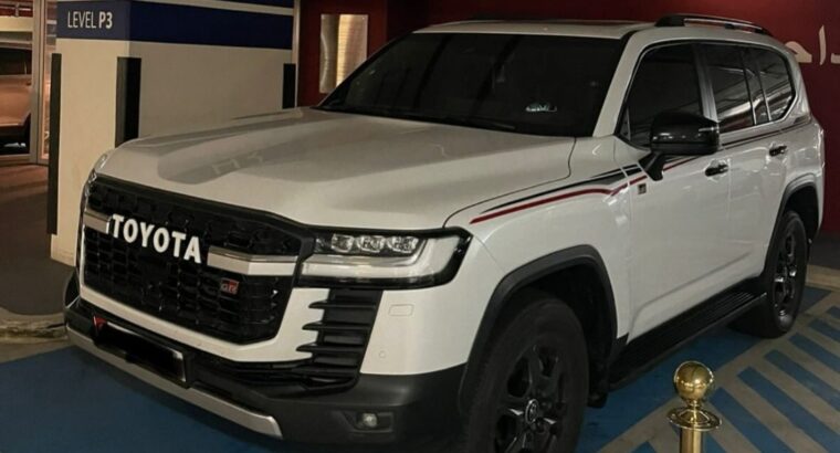 Toyota Land cruiser GR 2022 Gcc full option