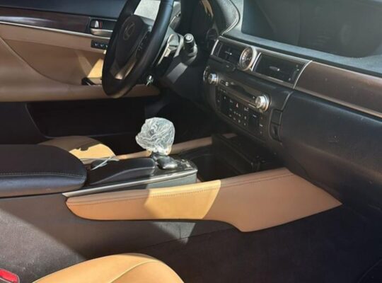 Lexus GS350 full option 2013 USA imported