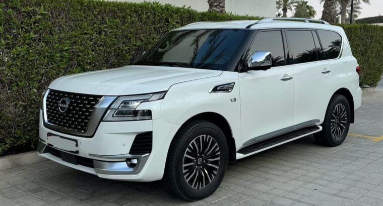 Nissan patrol platinum 2022 Gcc full option