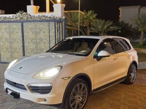 Porsche Cayenne S full option 2012 Gcc for sale