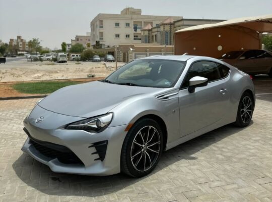 Toyota 86 GT 2.0L full option 2017 USA imported