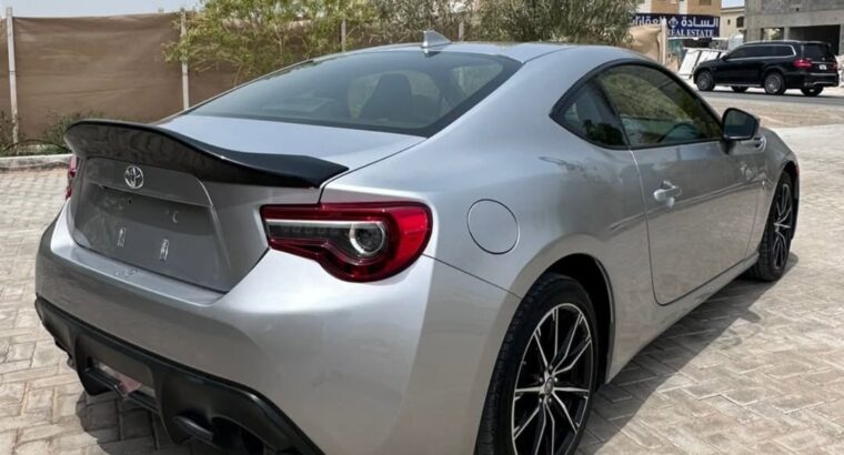 Toyota 86 GT 2.0L full option 2017 USA imported