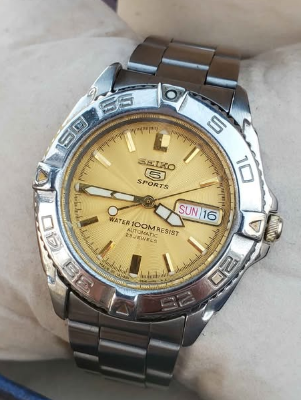 Seiko 5 Sports Automatic 7s36 caliber 23-jewels fo