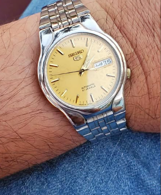 Vintage Seiko5 Automatic 7S26 caliber 21-jewels Go