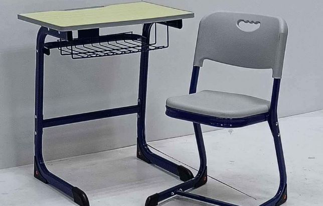 Study School desk For Sale
