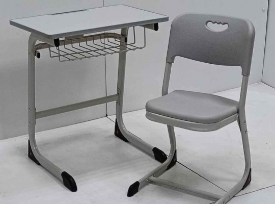 Study School desk For Sale