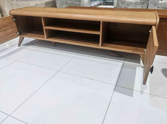 TV Unit 180 cm like new condition for sale