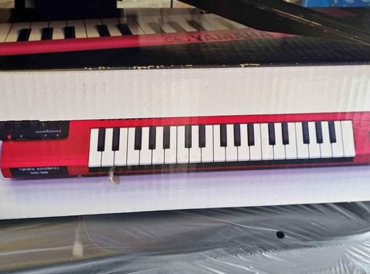 YAMAHA KITARA sonogenic KEYBOARD FOR SALE