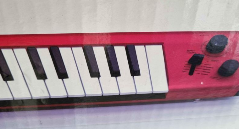YAMAHA KITARA sonogenic KEYBOARD FOR SALE