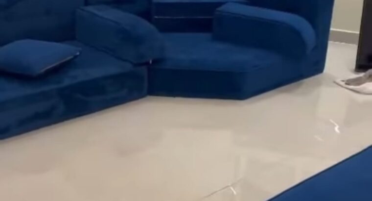 للبيع طقم جلوس كلاسيك + مجلس ارضي + غرفة نوم