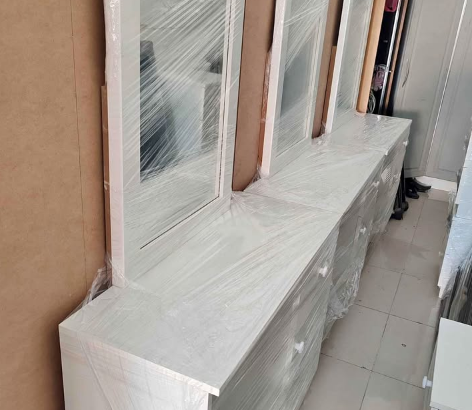 Brand new dressing table for sale