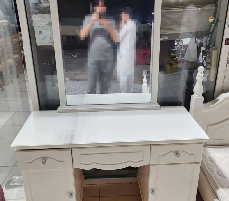 dressing table for sale