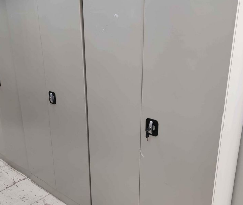 2 doors metal cupboard like new condition for sale