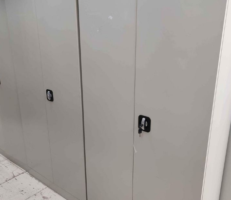 2 doors metal cupboard like new condition for sale