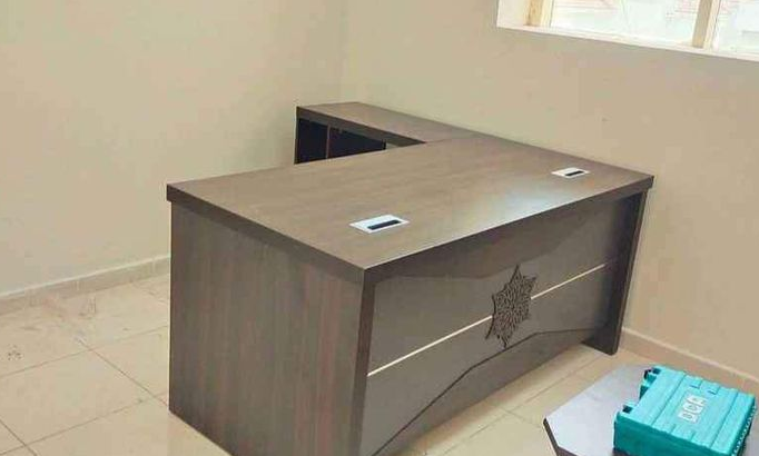 Office table L Shape for sale
