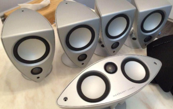 Mordount short loud speakers in good condition for