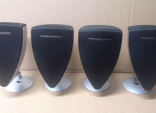 Mordount short loud speakers in good condition for