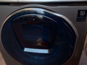 Samsung 10/7 KG washer dryer for sale